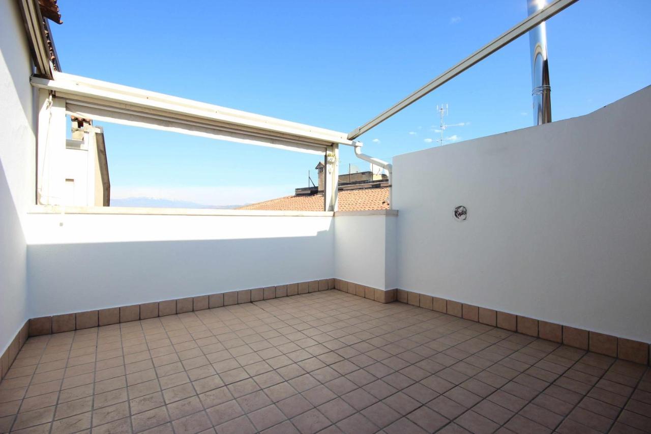 Case Vr Holiday Vittorias Flat Vérone Extérieur photo
